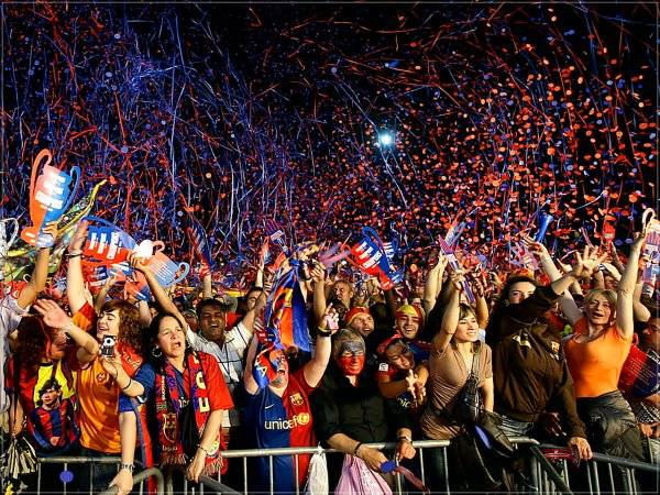 Челси - Барселона: Уколы фанатов