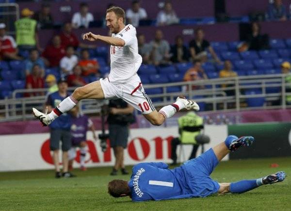 ЕВРО-2012: Второй день, первая сенсация