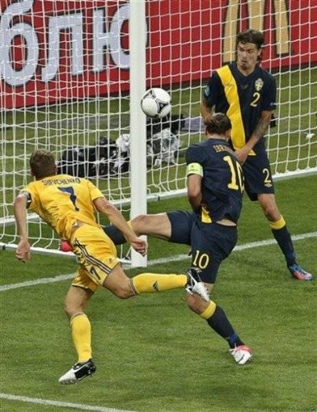 ЕВРО-2012: Шевченко дарит первую победу своей стране