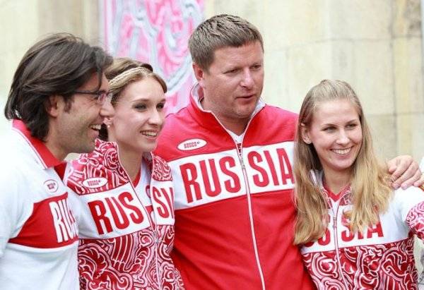 Олимпийские формы сборной России и Украины весьма схожи