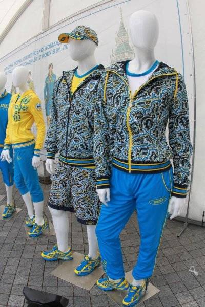 Олимпийские формы сборной России и Украины весьма схожи