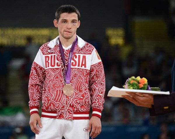 Олимпиада-2012: Хугаев приносит России второе золото дня