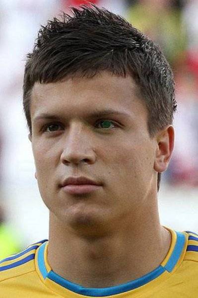 10 лучших футболистов украинской Премьер Лиги